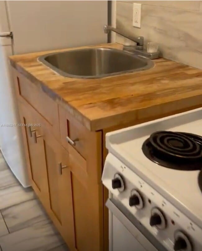 Photo - 506 18th St Unit B