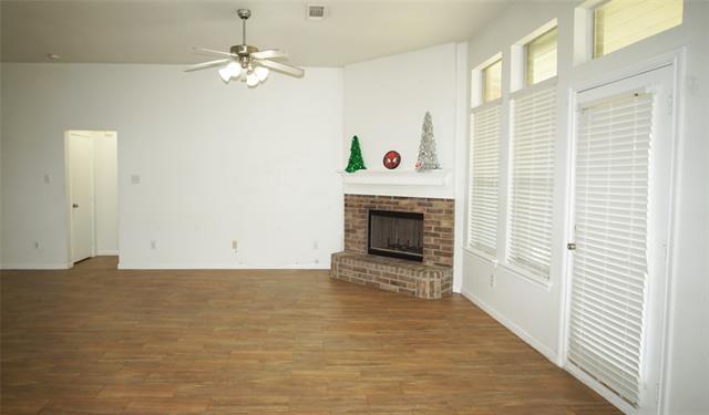 Photo - 926 Timber Oaks Ln