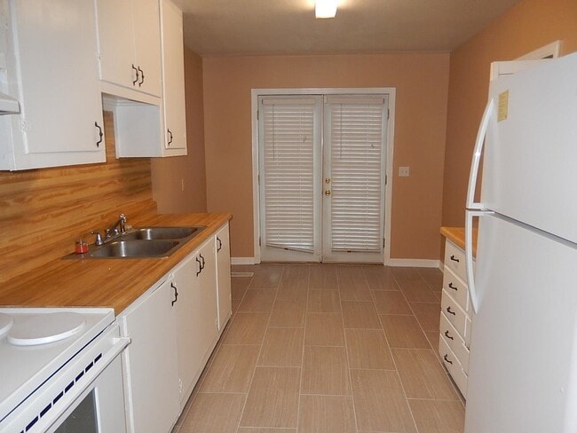 Photo - 725 W Washington St