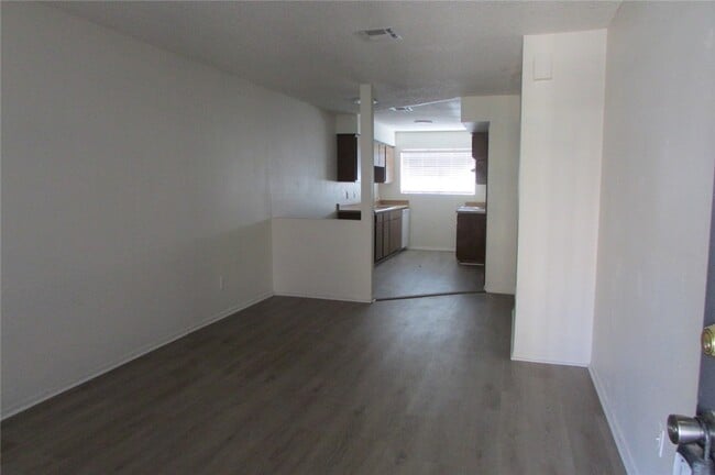 Photo - 791 Baseline Rd Unidad 4