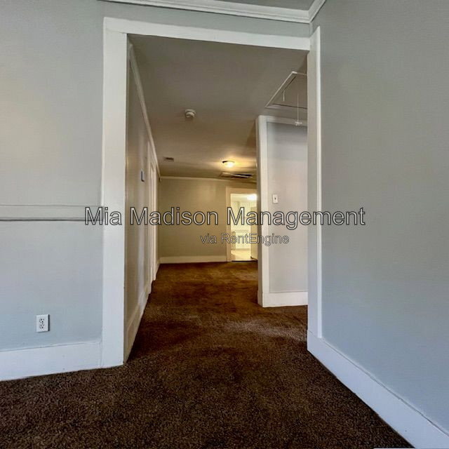 Photo - 211 W 59th St