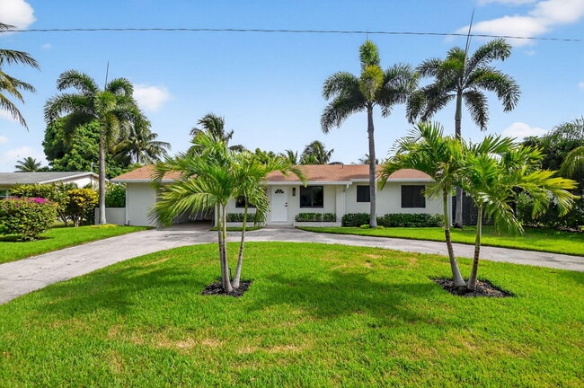 Photo - 143 SE 27th Way