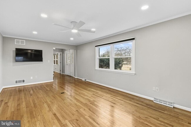 Photo - 2713 Wesleyan Dr