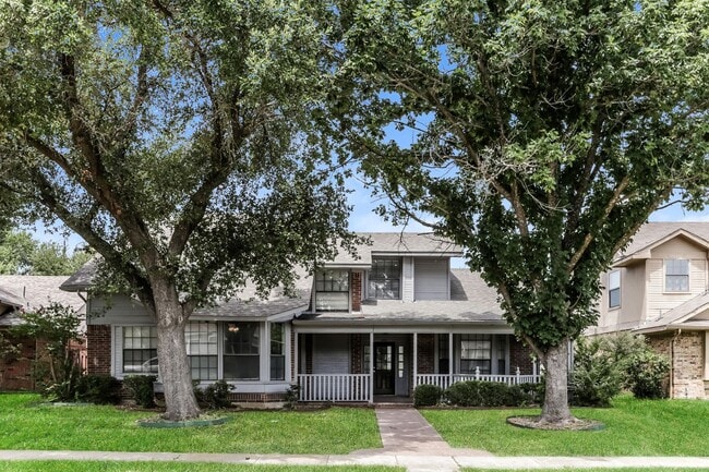 Building Photo - 4 BR/3BA | Newly Renovated Single Family Home |2-Car Covered Parking | Nice backyard!