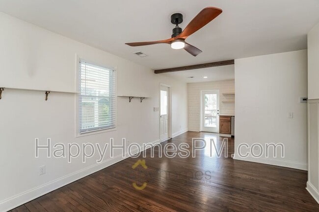 Photo - 3459 Johan Blvd