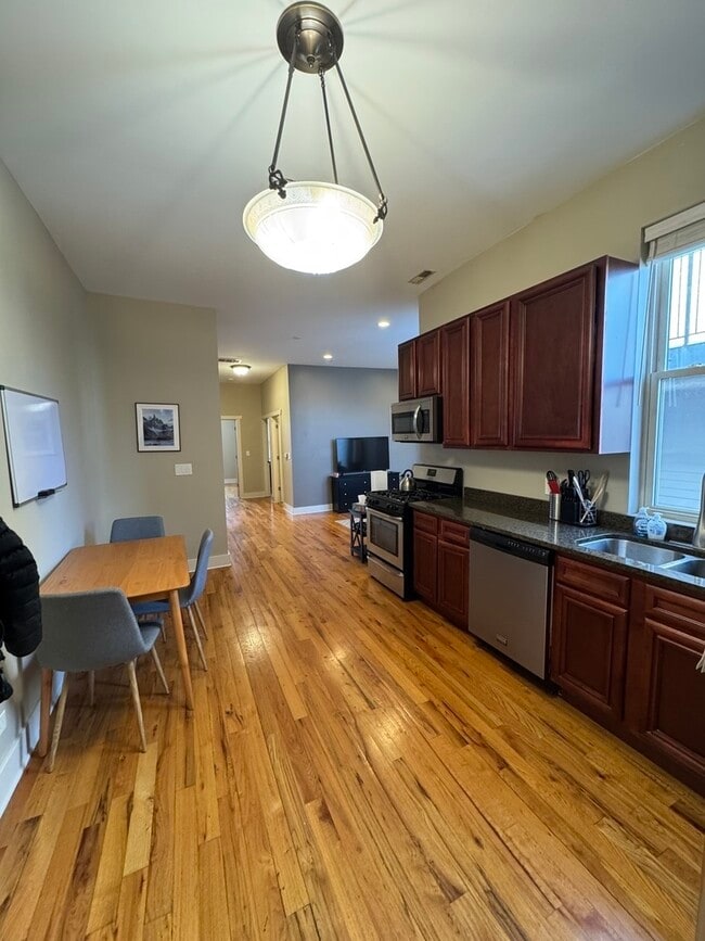 Photo - 1961 N Wilmot Ave Unit 2