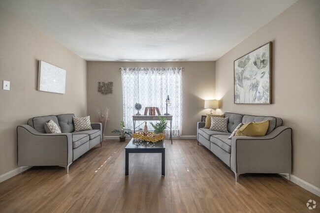 Interior Photo - Woods On Lamonte Rental