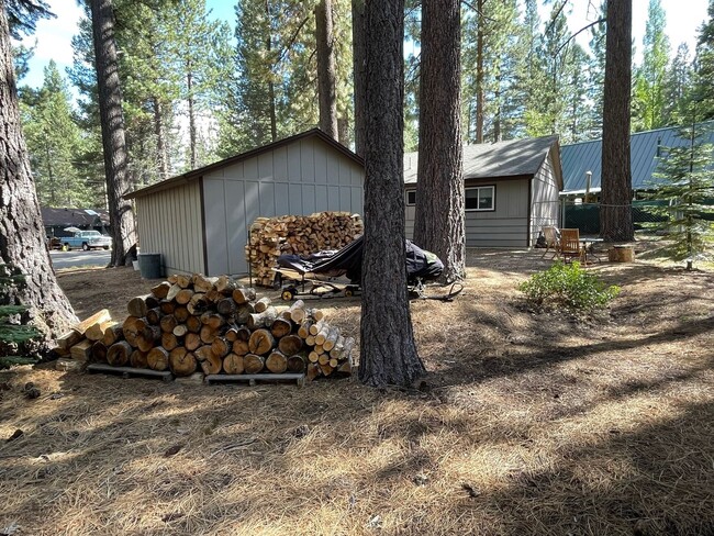 Nice house in South Lake Tahoe available now! - Nice house in South Lake Tahoe available now!