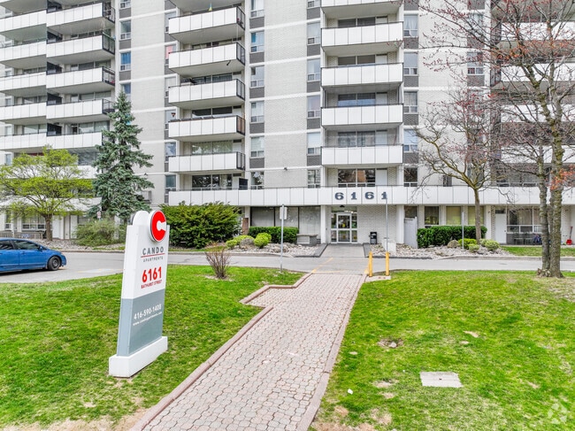 Building Photo - 6161 Bathurst St