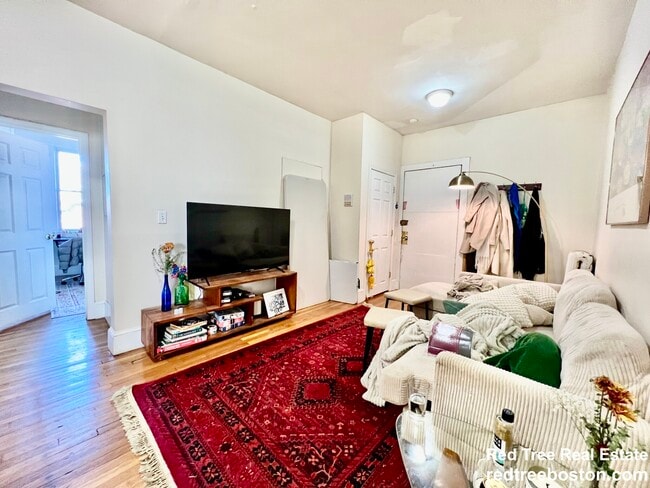 Building Photo - 66 Egmont St Unit 5