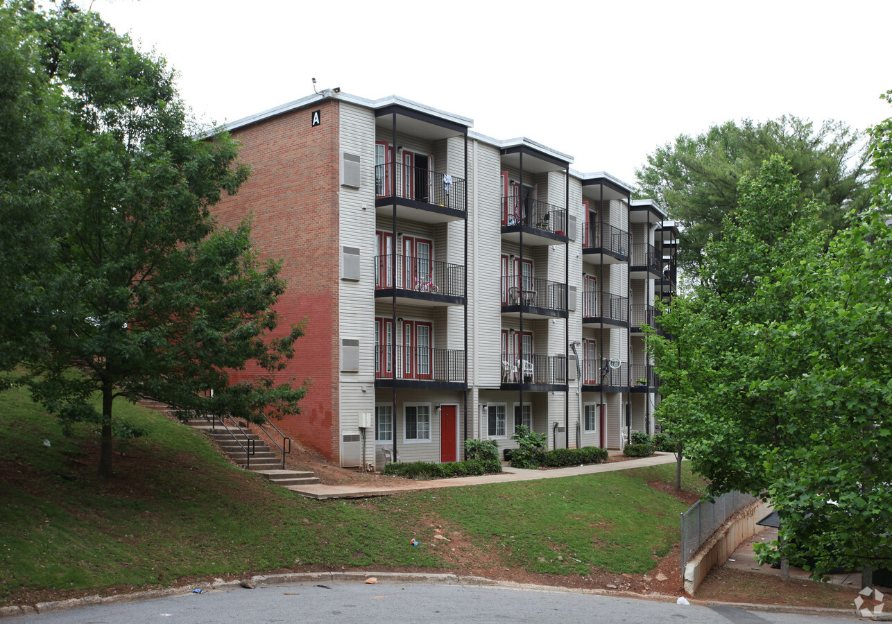 Photo - Woodland Heights Apartments