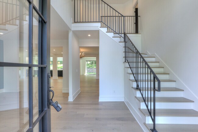 Photo - 5095 Heathrow Blvd