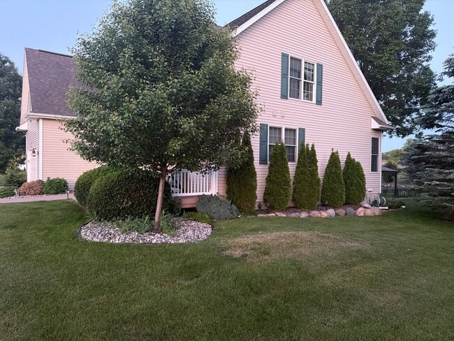Photo - 7511 Hill Rd