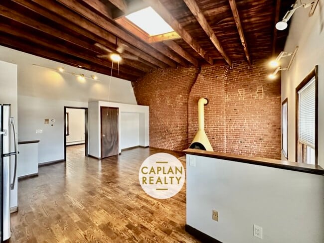 Photo - 46 Warren St