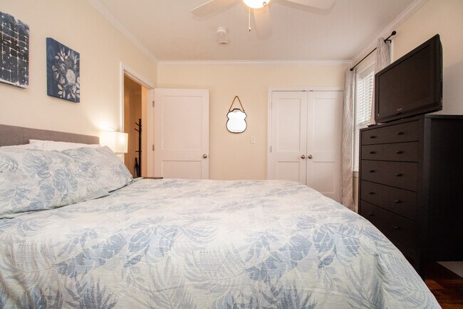 Photo - 1008 Tremont St Unidad ID1436051P