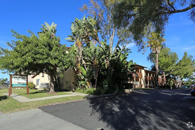 Grove Top Apartments