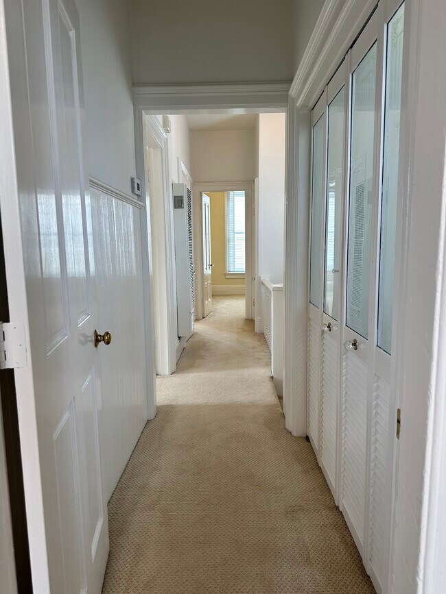 Photo - 1950 Union St Unit A