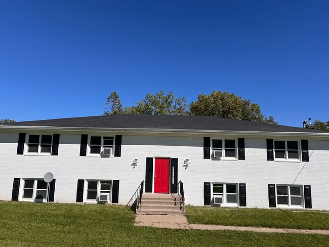 Building Photo - 2413 24th St Rental