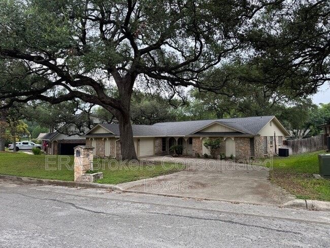 Building Photo - 143 Forrest Trail