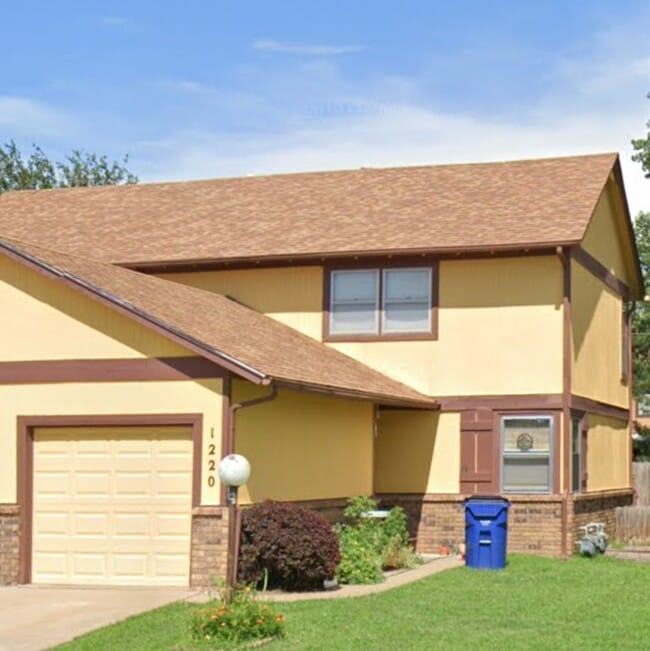 Photo - 1220 S Doreen St Townhome