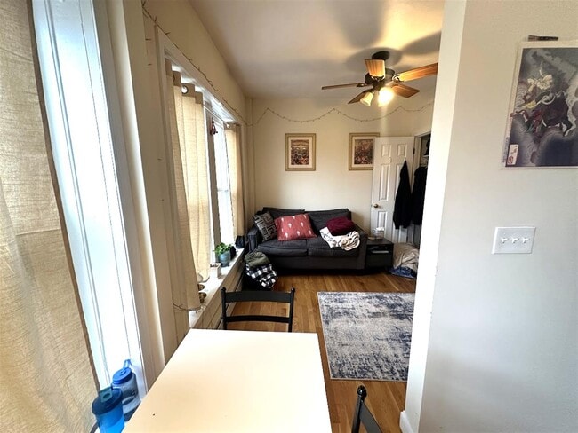 Photo - 1056 Cambridge St Unit 2F