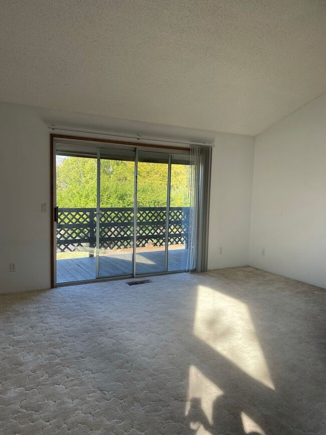 Photo - 2 Bedroom Townhouse