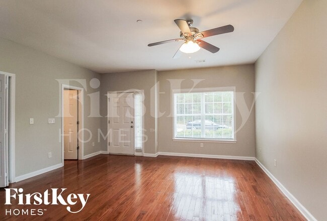 Photo - 10140 Benton Woods Dr