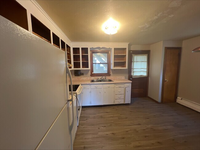 Kitchen - 22 School St Unit 1