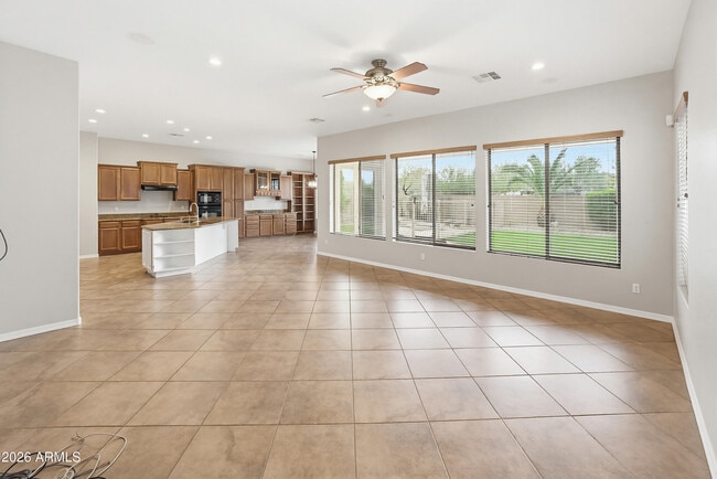 Photo - 1735 W Aloe Vera Dr