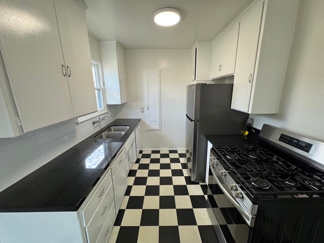 Photo - 1748 S Robertson Blvd Unidad 5