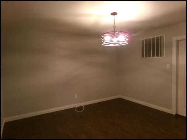 Photo - 9216 W 6th St