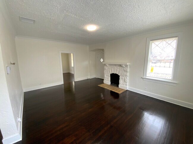 Photo - 920 N Auburndale St