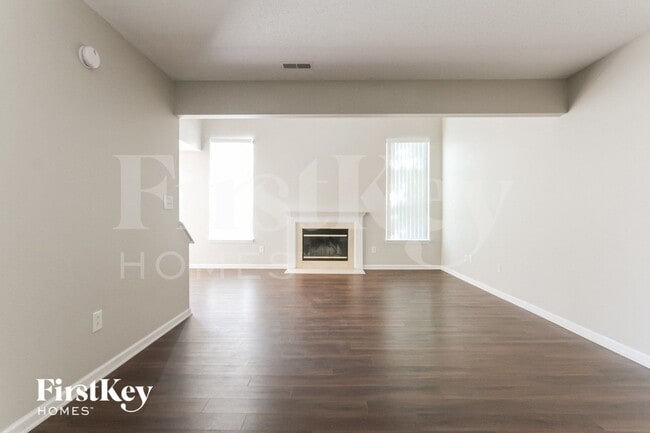 Photo - 7126 Parklake Pl