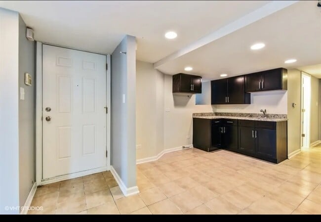 Photo - 6610 S Rhodes Ave Unit G