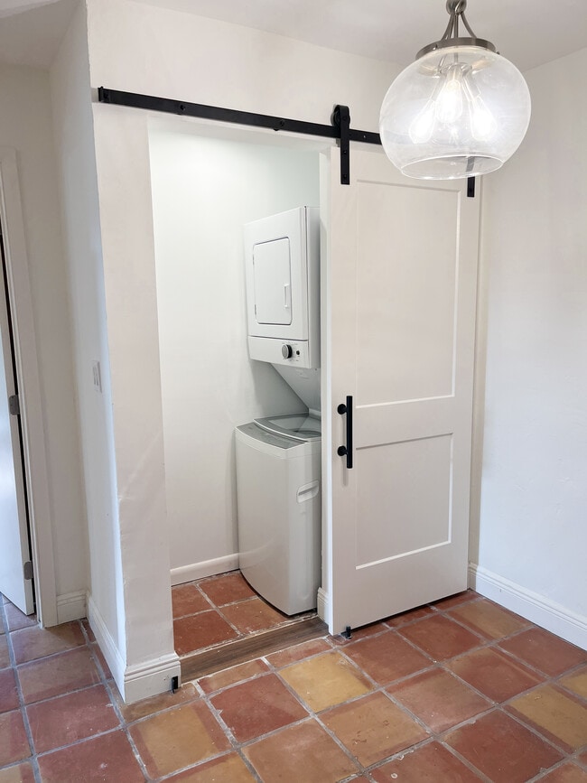 Photo - 9394 SW 77 Avenue Unit Apt F7