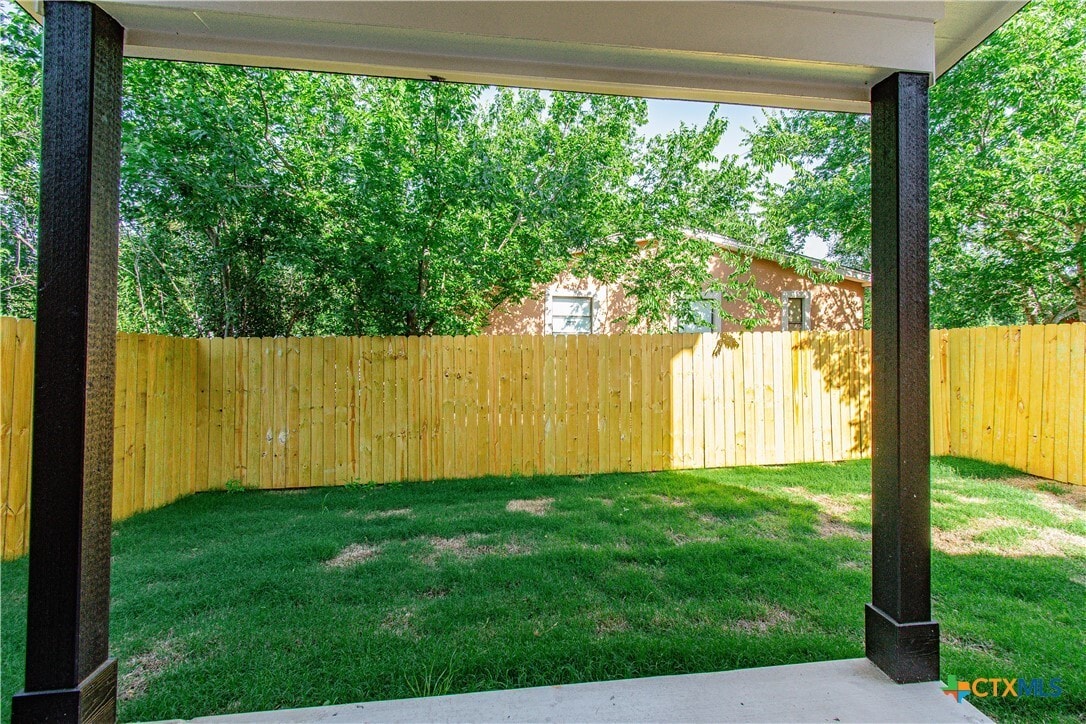 Photo - 802 White Meadow Ln