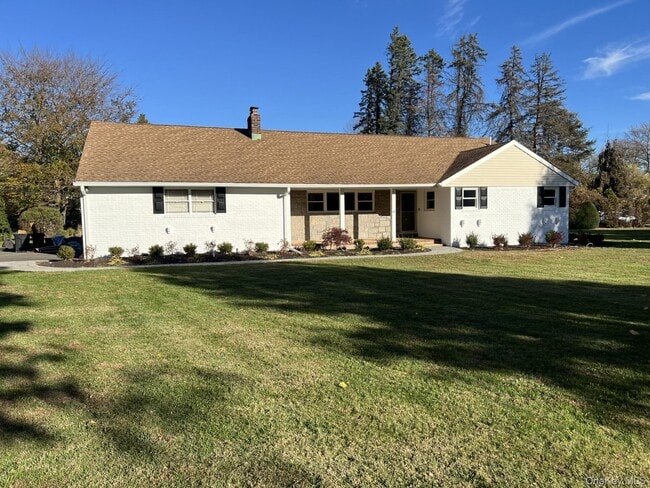 Photo - 6 Oakridge Dr