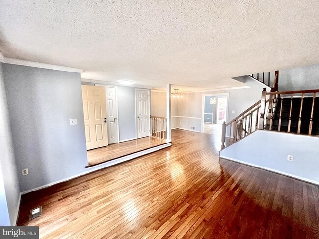 Photo - 11570 Hill Meade Ln