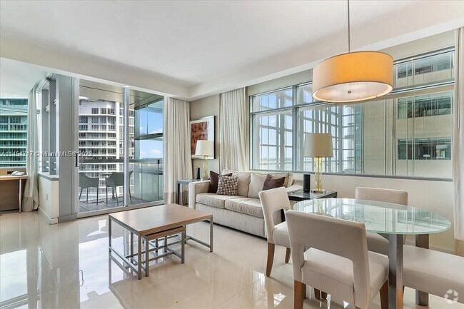 Building Photo - 1395 Brickell Ave Unit 2914 Rental