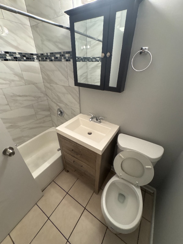 Photo - 3341 Commercial Ave Unit 21