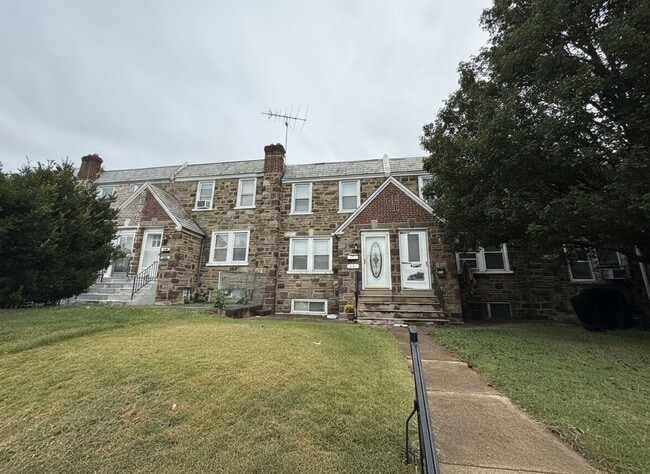 Building Photo - 1449 Elbridge St