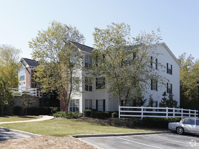 Chroma Park Apartments