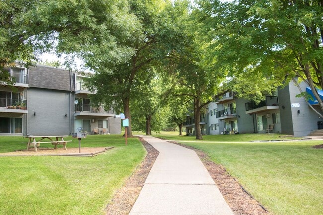 Photo - Chanhassen Village