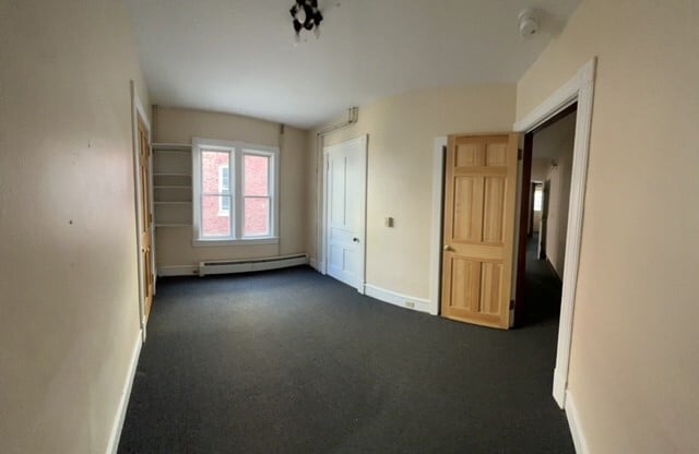 Building Photo - 9 Hickok Pl Rental