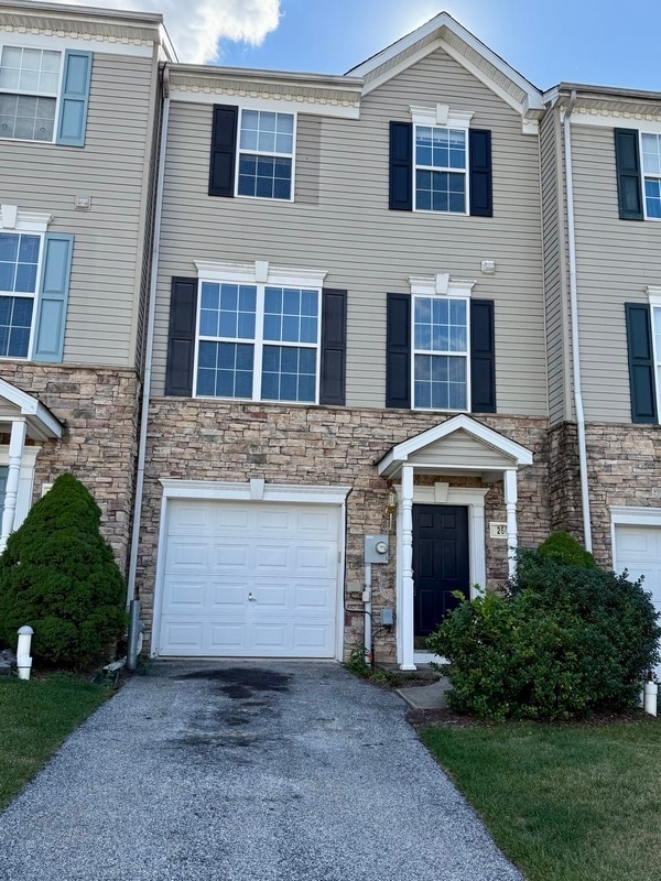 Building Photo - 266 Bruaw Dr Rental