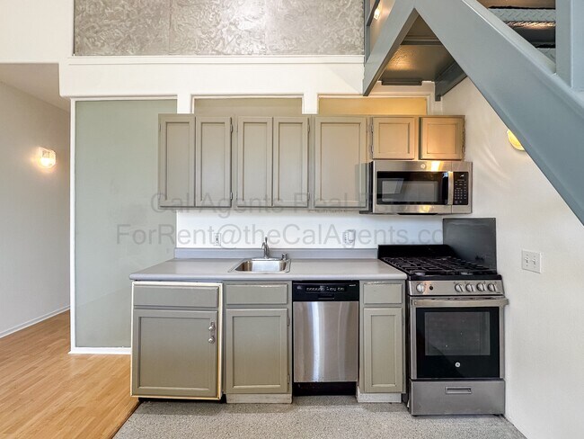 Photo - 1849 Shattuck Ave.