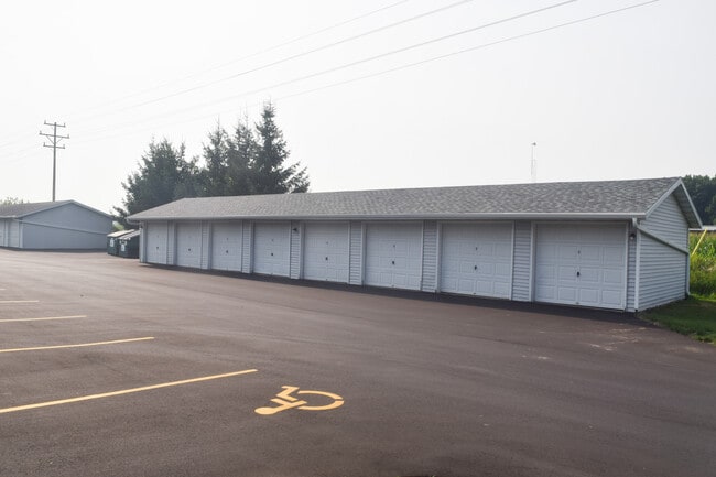 Photo - zSunshine Court Apartments