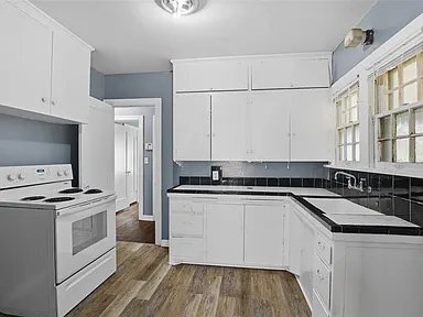 3520 NW 18th St