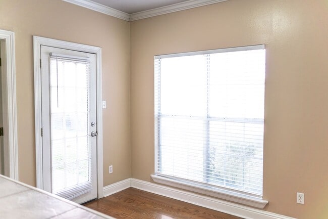 Photo - 2 Bed 2 Bath Unit 303-7