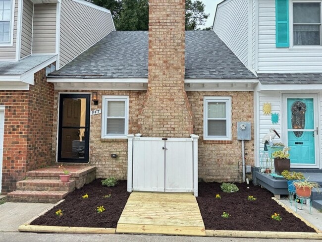 Photo - 947 Wildwood Square Ct